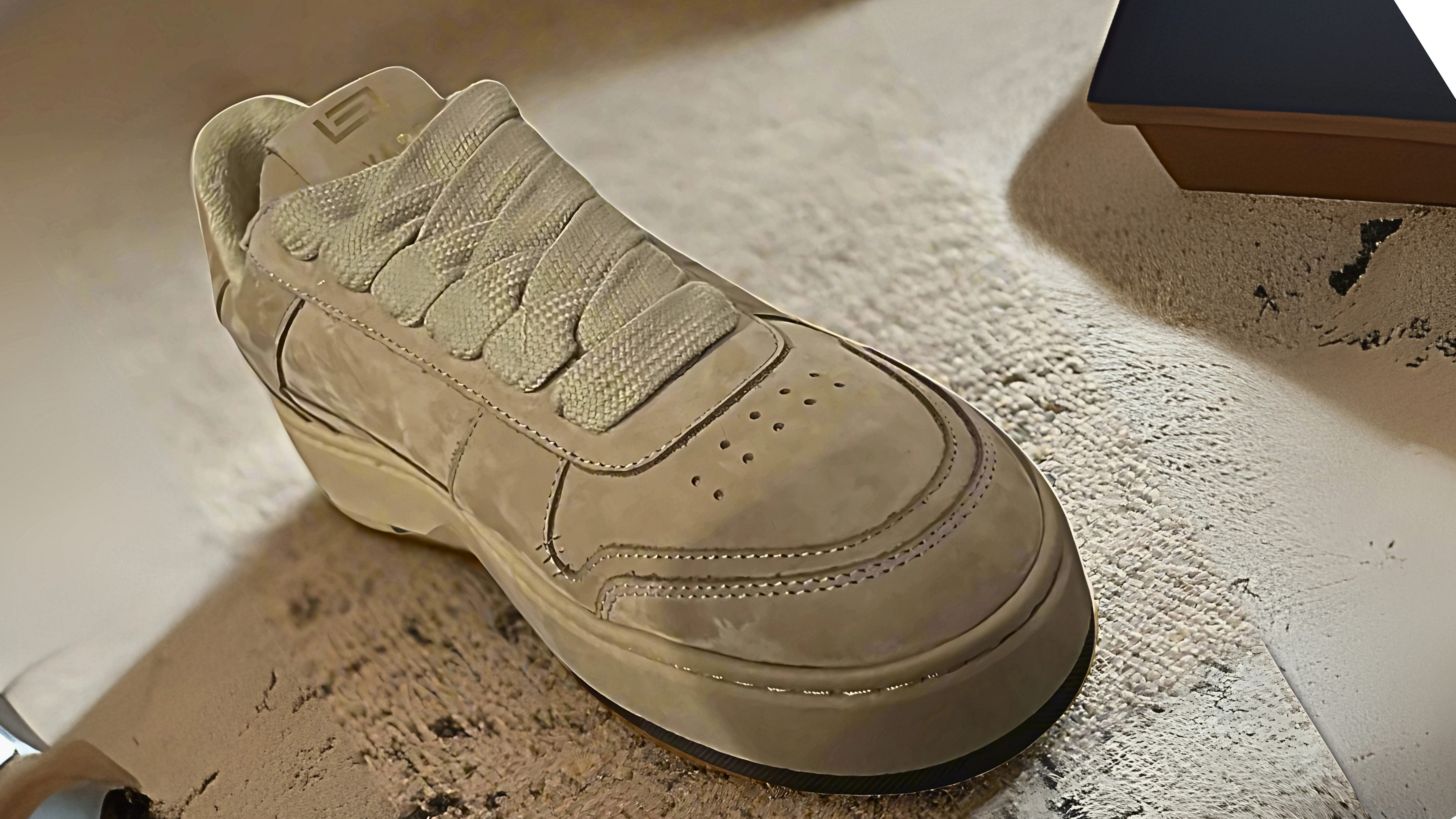 SS25 Stylish Women’s Sneakers