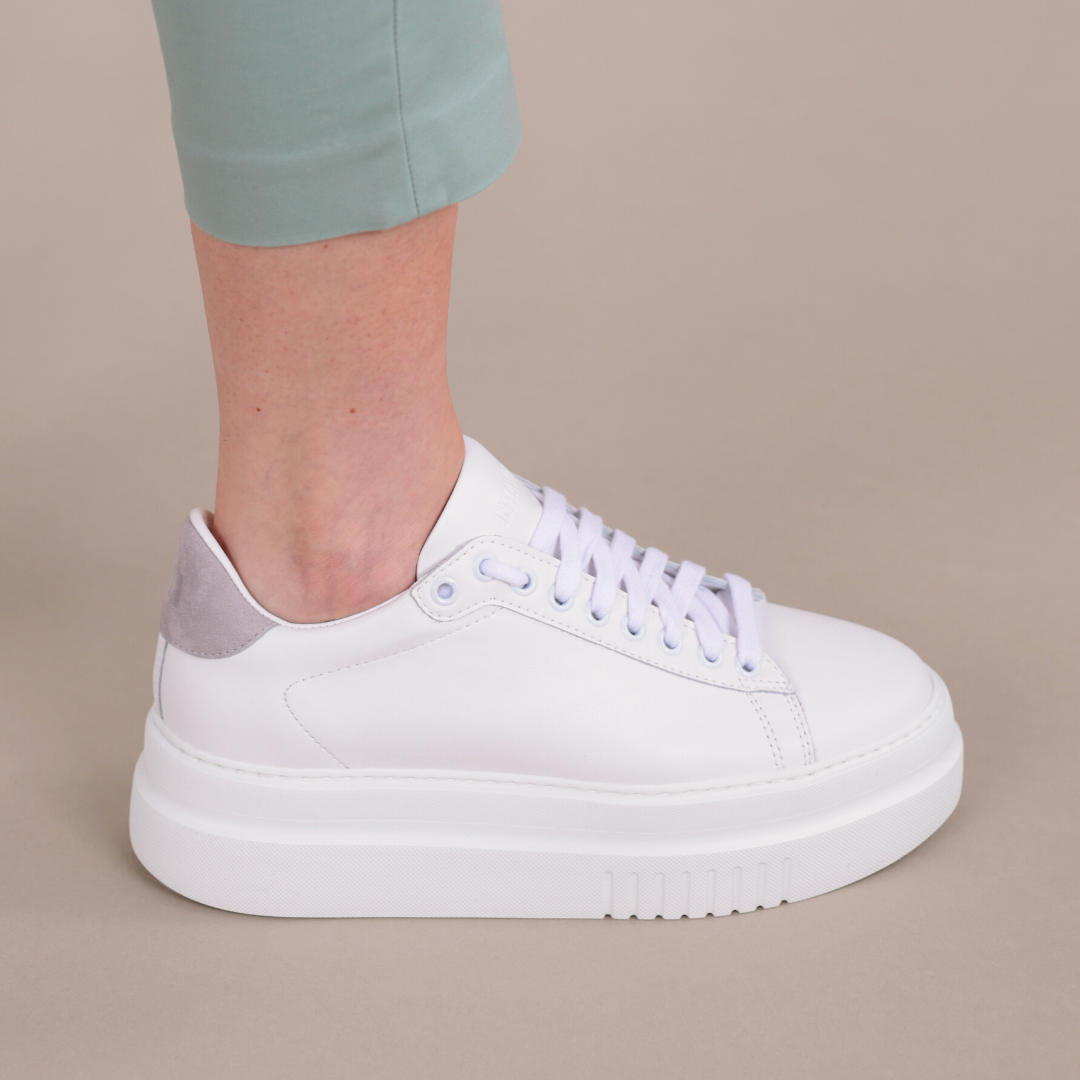 PLATFORM 2 WHITE GREY